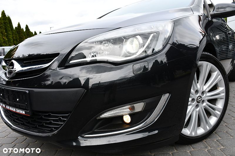 Opel Astra 1.4 T Cosmo - 39