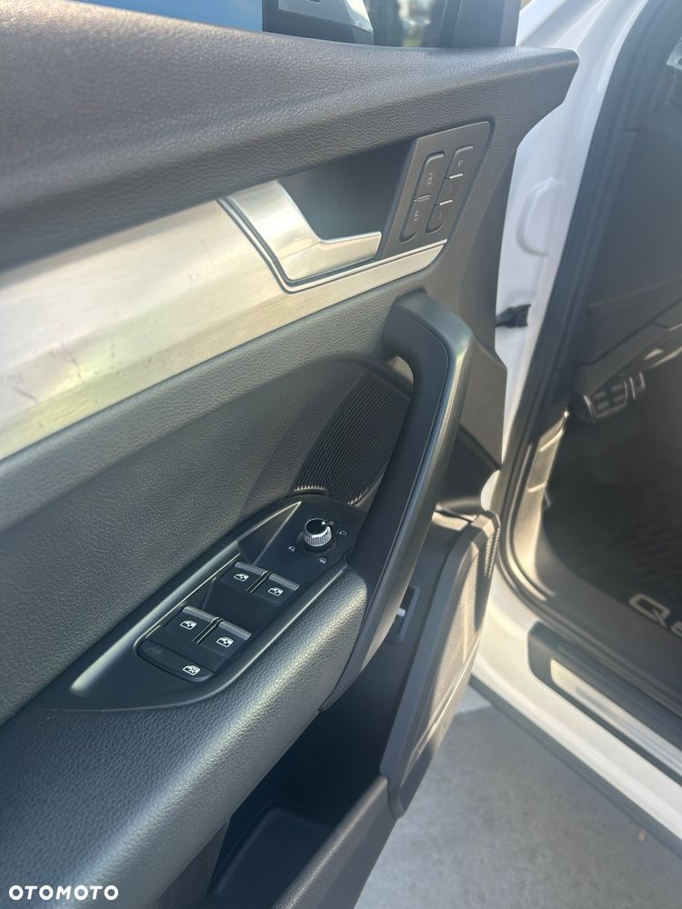 Audi Q5 2.0 TFSI Quattro S tronic design - 11