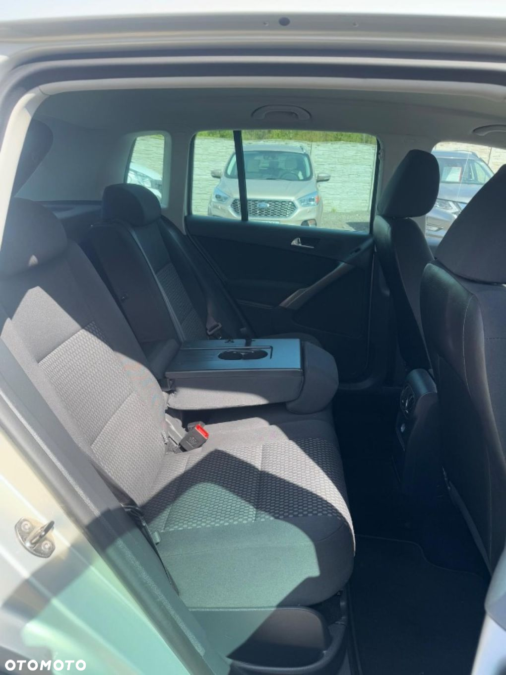 Volkswagen Tiguan - 36