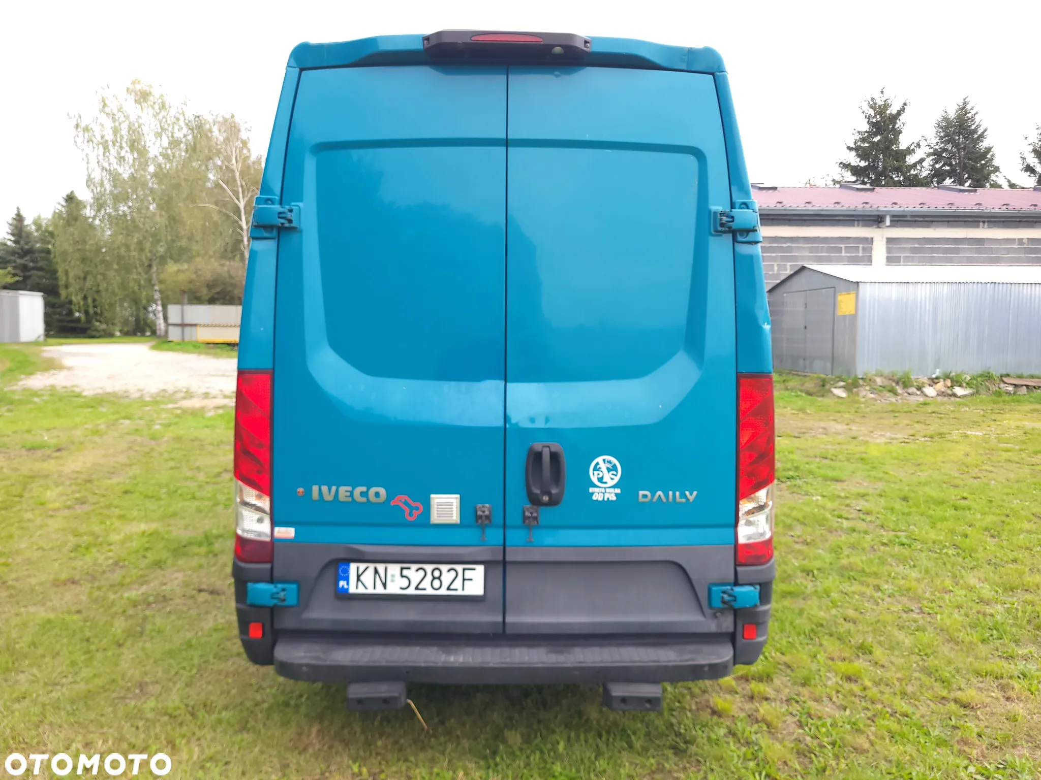 Iveco DAILY  35-140 - 4