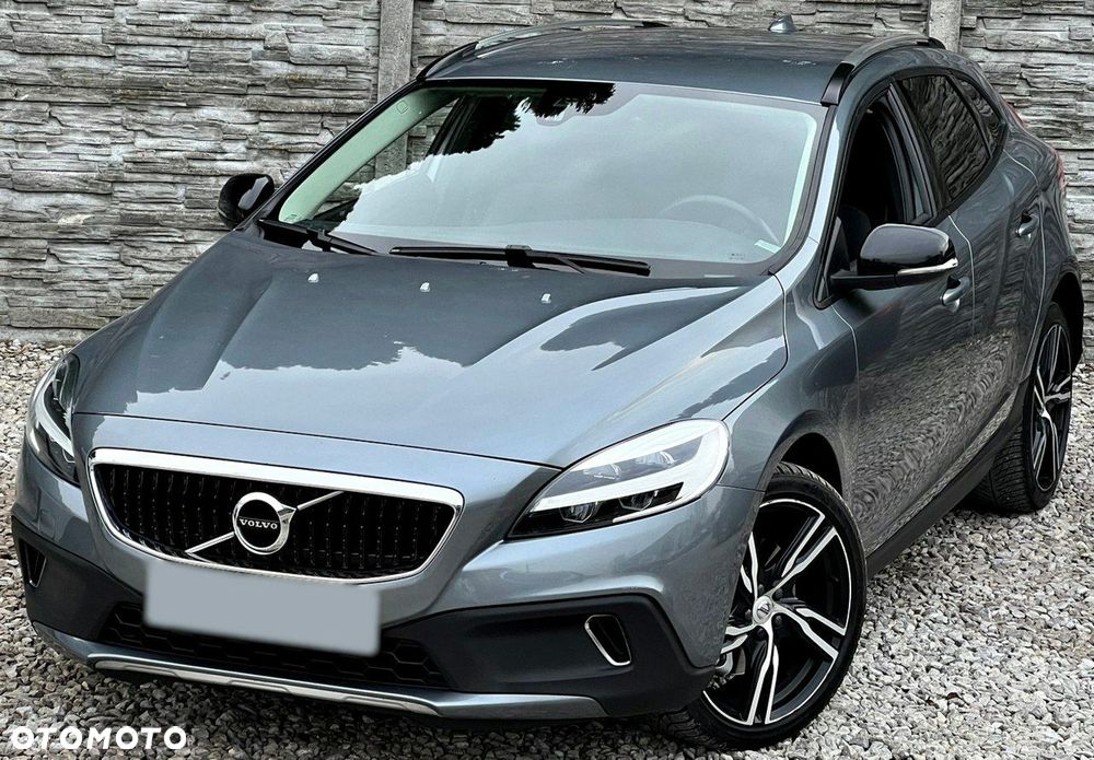 Volvo V40 Cross Country - 20