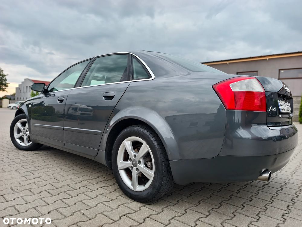 Audi A4 Limousine 2 - 33