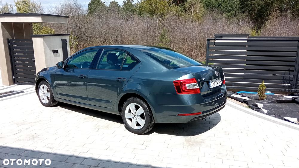 Skoda Octavia 1.6 TDI Ambition - 6