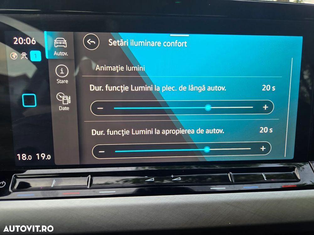 Volkswagen Golf 1.5 eTSI ACT DSG MHEV Life - 38