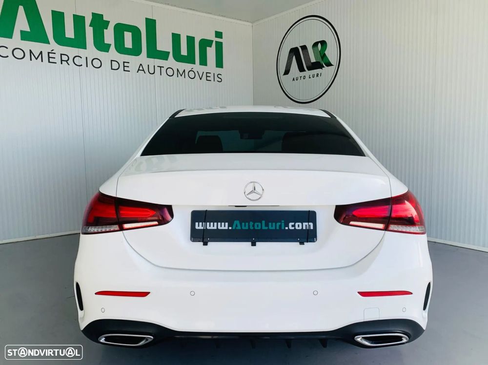 Mercedes-Benz A 180 Limousine d AMG Line - 4