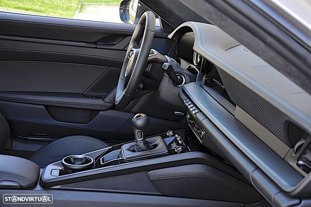 Porsche 911 (992) GT3 Touring Package - 34