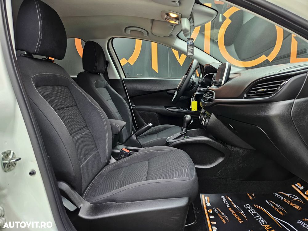 Fiat Tipo 1.6 MultiJet DCT Lounge - 13