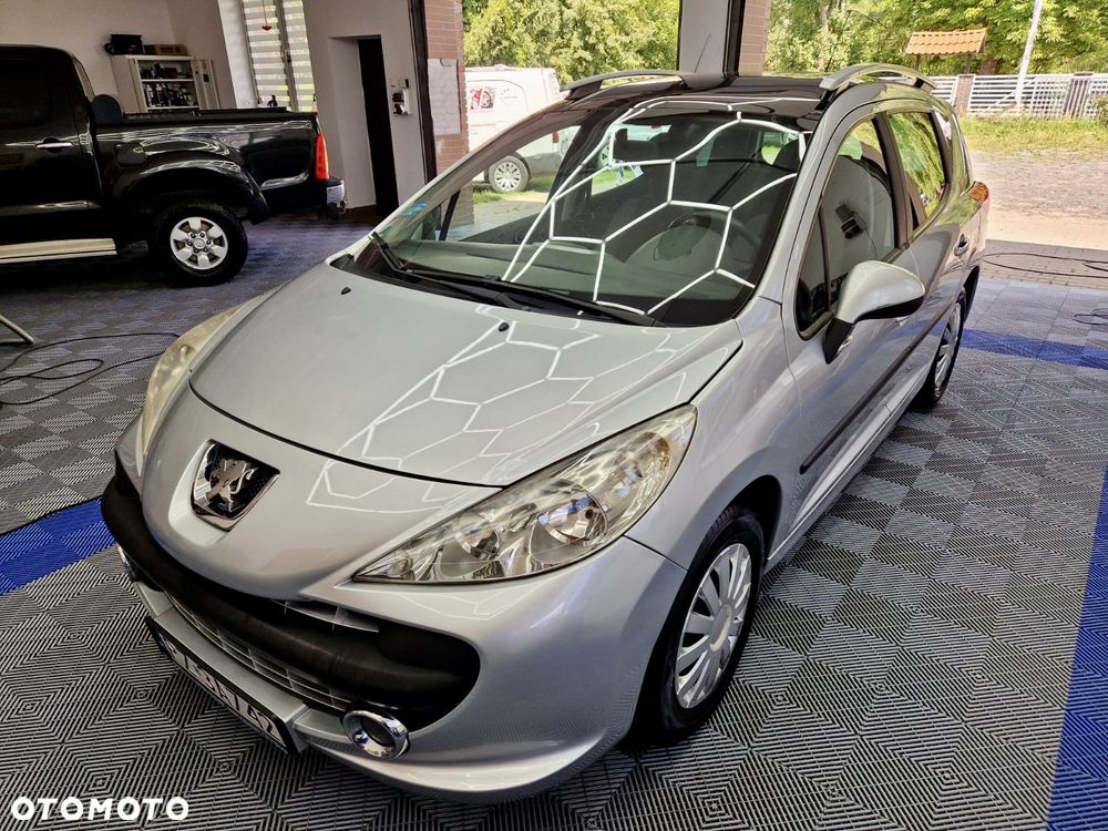 Peugeot 207 95 VTi Urban Style - 2