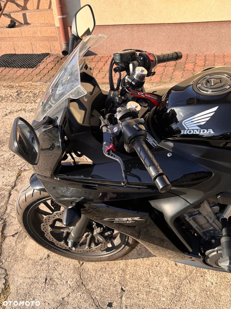 Honda CBR - 7