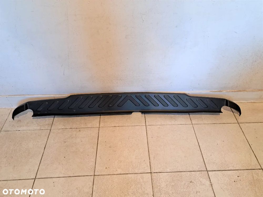 NISSAN NAVARA NP300 15- NAKŁADKA NA ZDERZAK TYLNY - 1