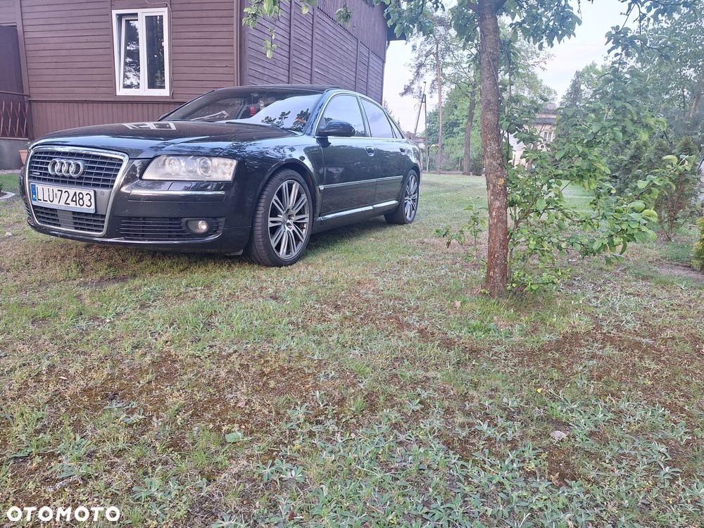 Audi A8 4.2 Quattro - 7