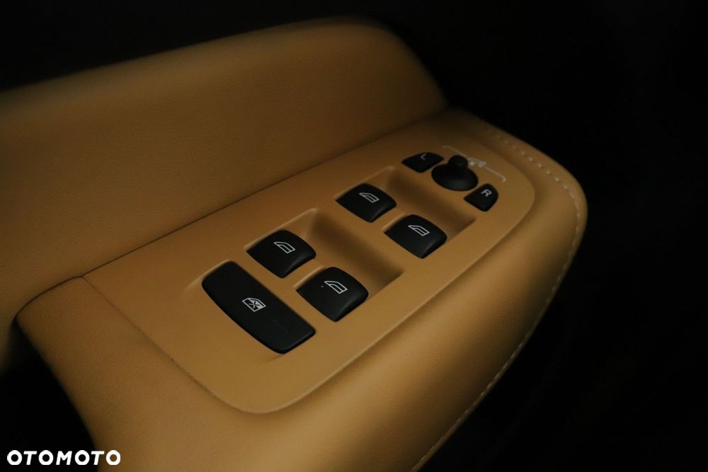Volvo XC 60 - 17
