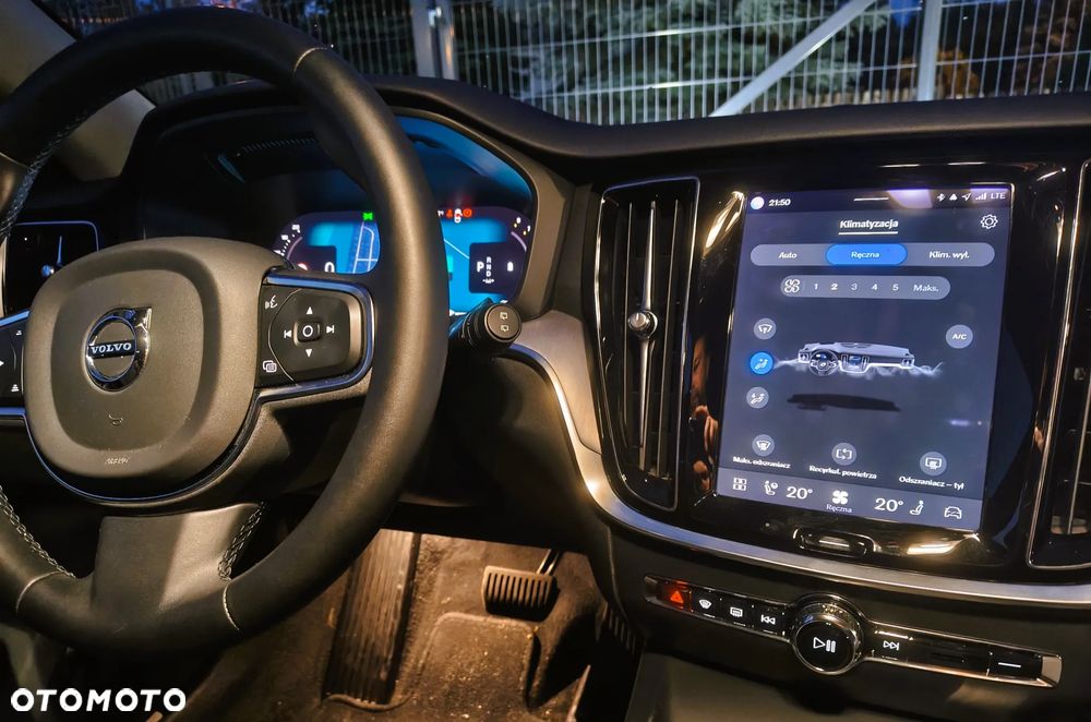 Volvo V60 B3 B Essential - 18