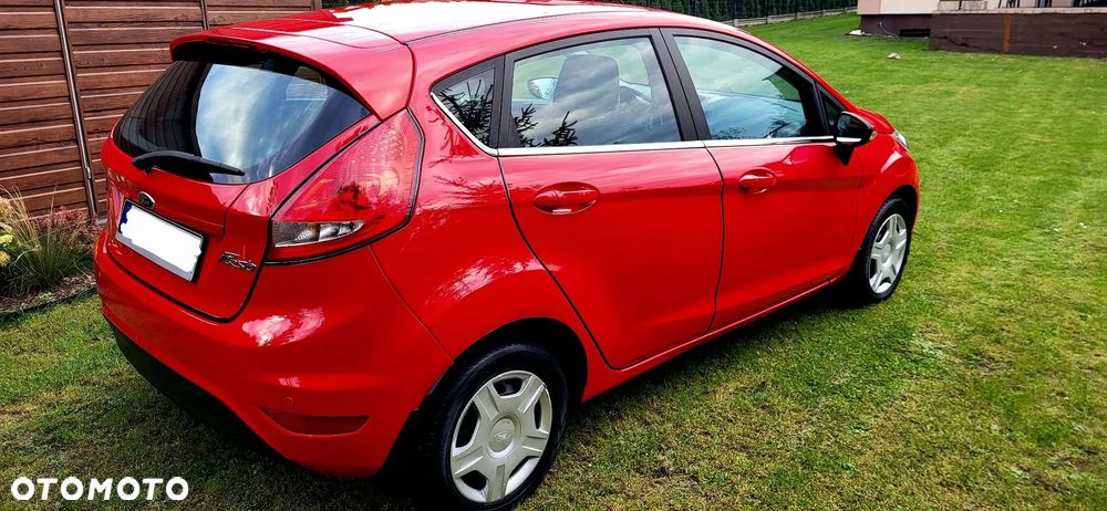 Ford Fiesta 1.25 Silver X - 29
