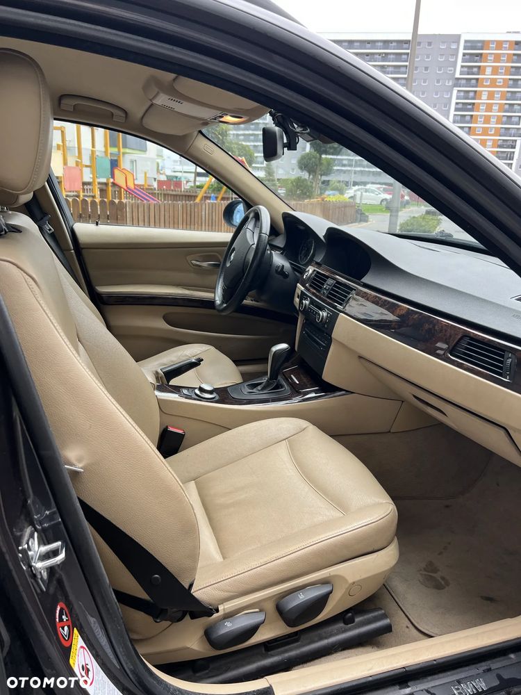 BMW Seria 3 320d DPF - 10