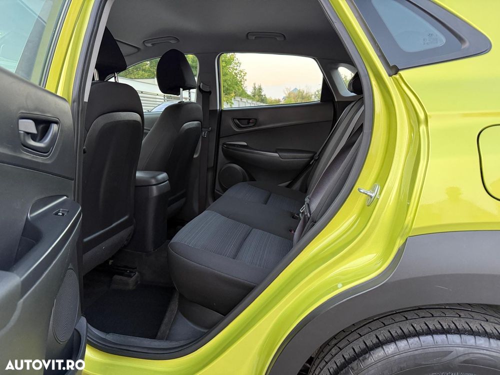 Hyundai KONA - 10