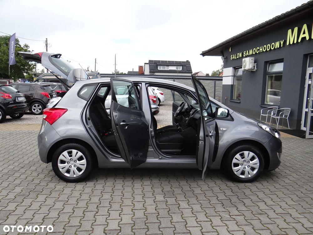 Hyundai ix20 1.4 blue Comfort - 16