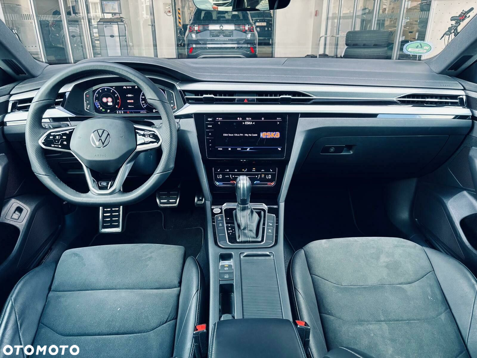 Volkswagen Arteon 2.0 TSI R-Line DSG - 24