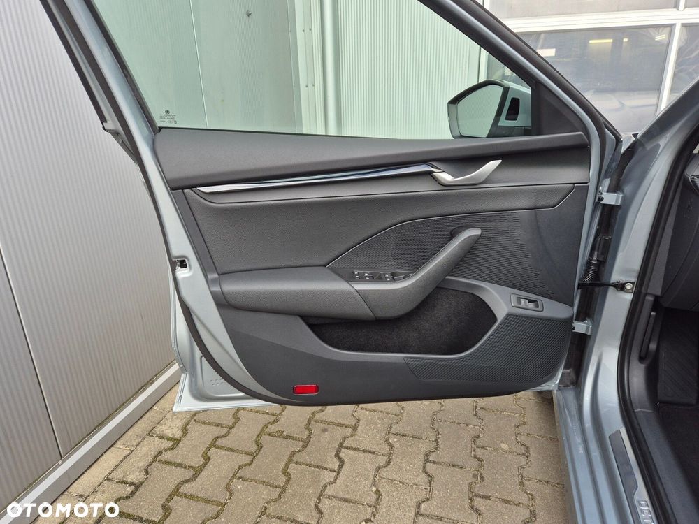 Skoda Octavia 1.5 TSI Drive Selection - 13