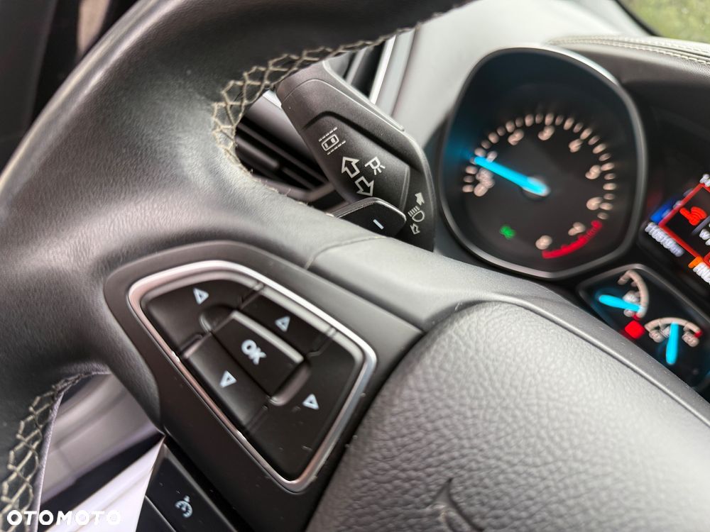 Ford Kuga 1.5 EcoBoost 4x4 Vignale - 8