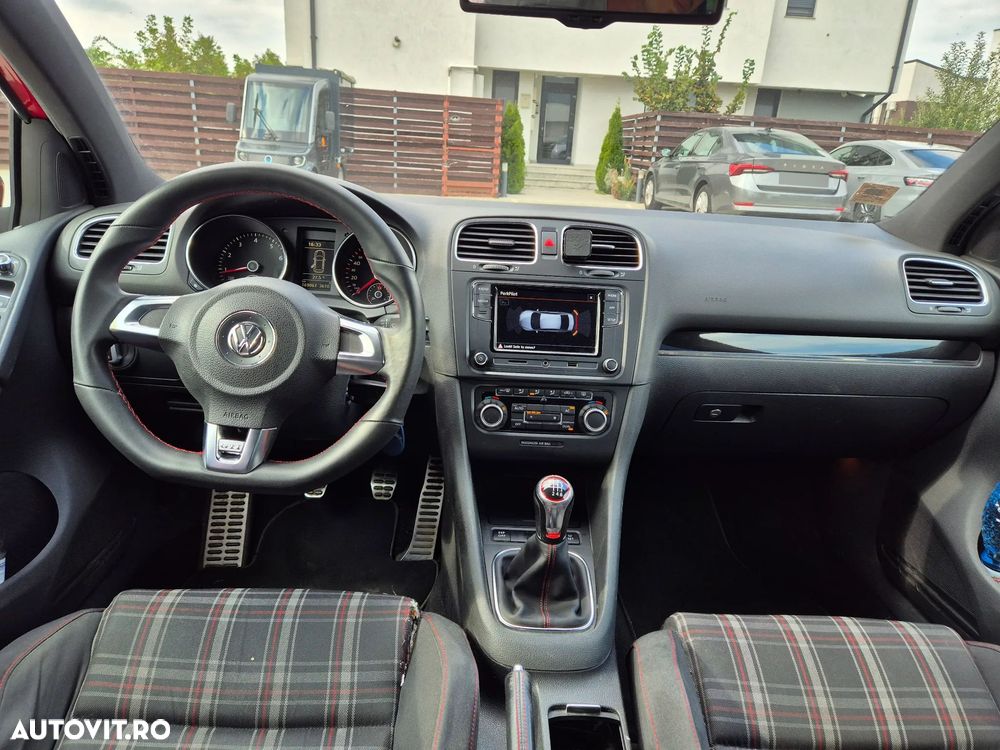 Volkswagen Golf - 7