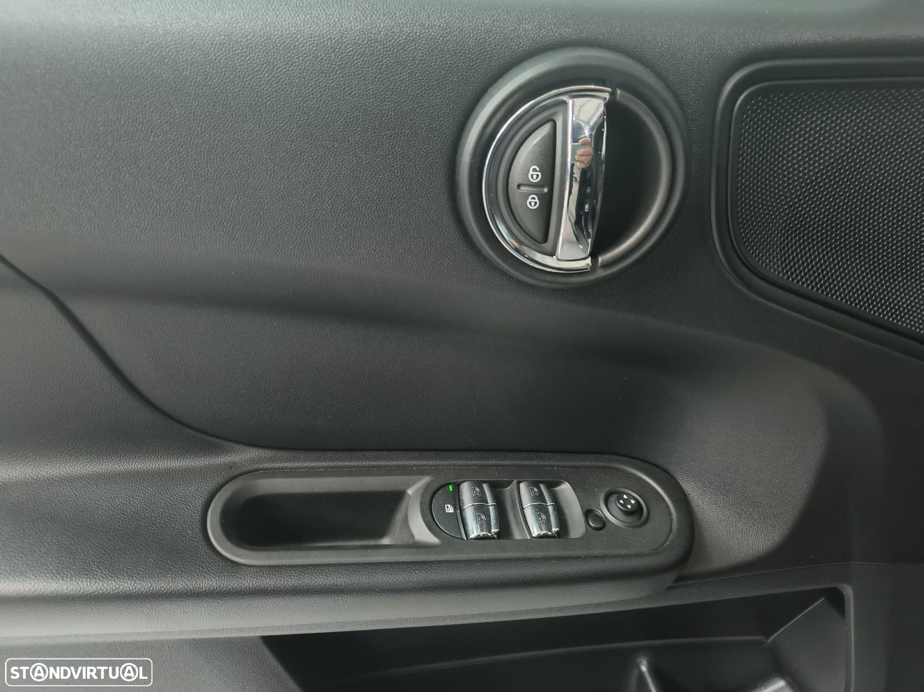 MINI Countryman One D 4Business - 12