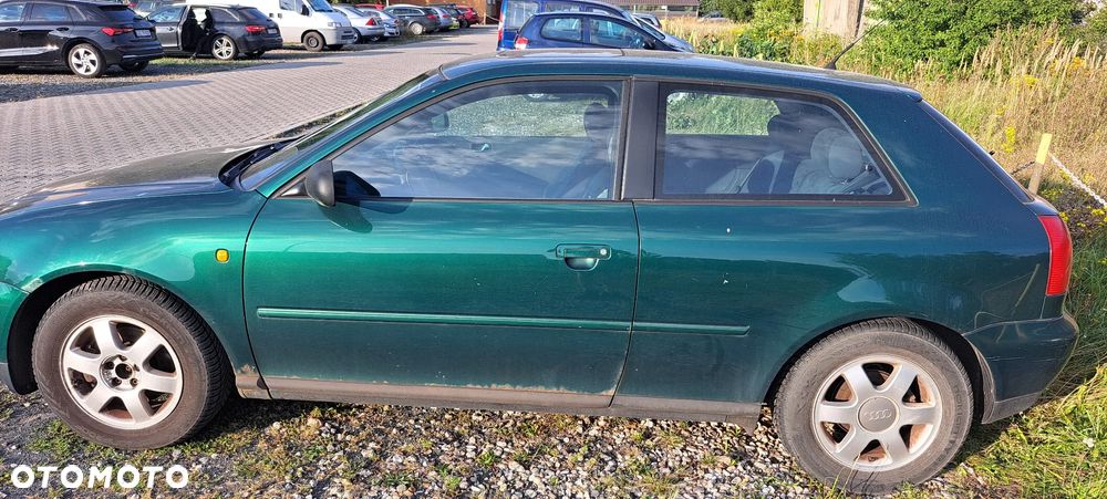 Audi A3 1.8 Ambition - 1