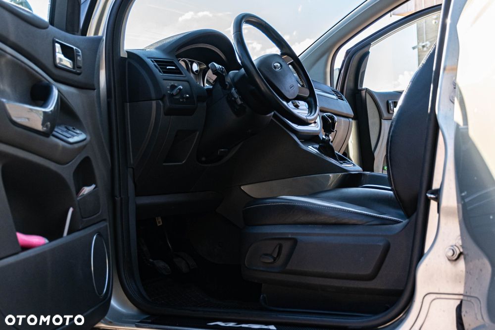 Ford Kuga - 5