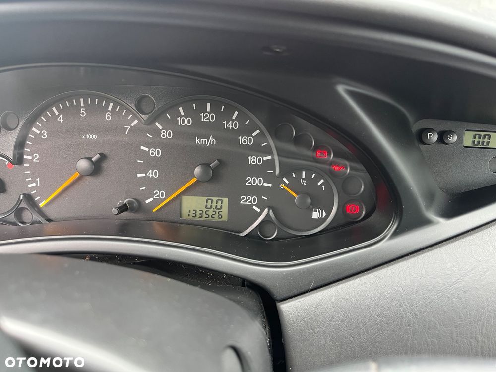 Ford Focus 1.6 X100 - 28