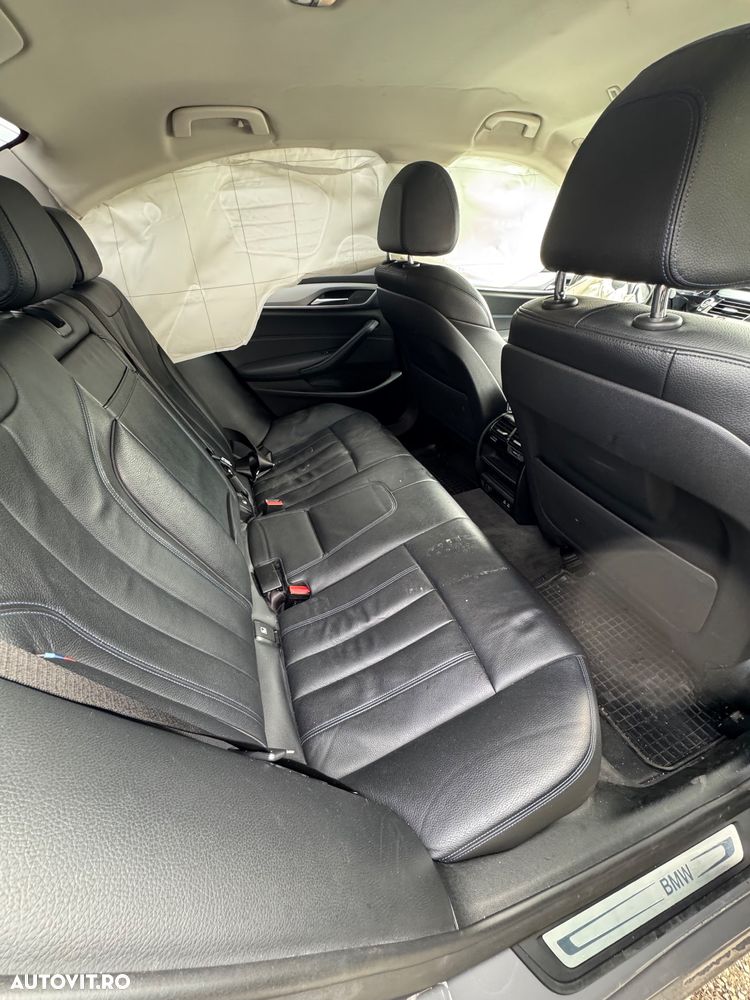 BMW Seria 5 530d xDrive Aut. - 13