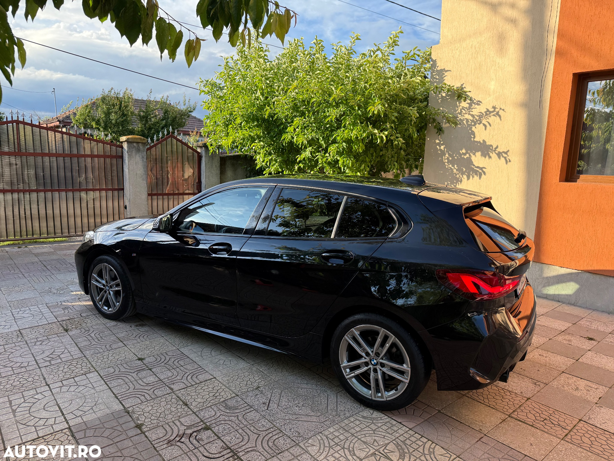 BMW Seria 1 118i Aut. M Sport - 8
