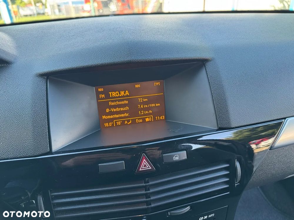 Opel Astra - 33
