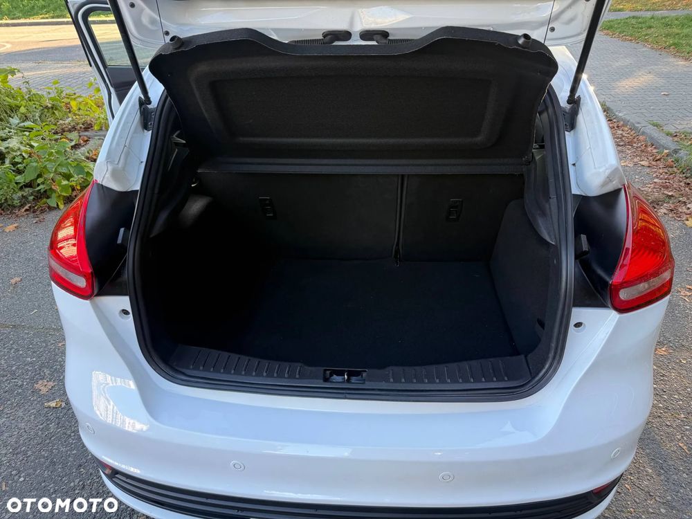 Ford Focus - 16