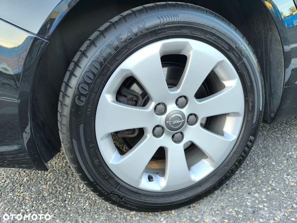 Opel Insignia 2.0 CDTI Sport - 30