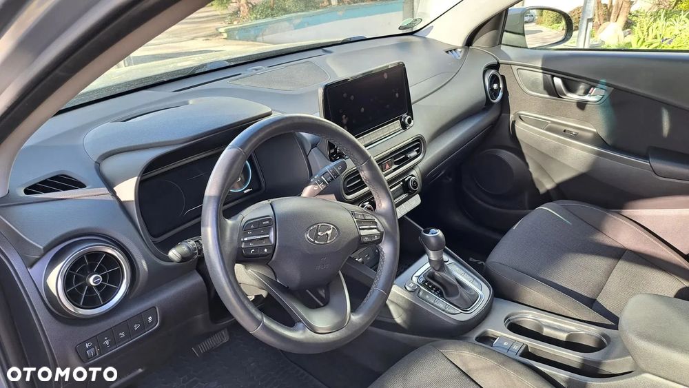 Hyundai Kona 1.6 T-GDI Executive 4WD DCT - 11