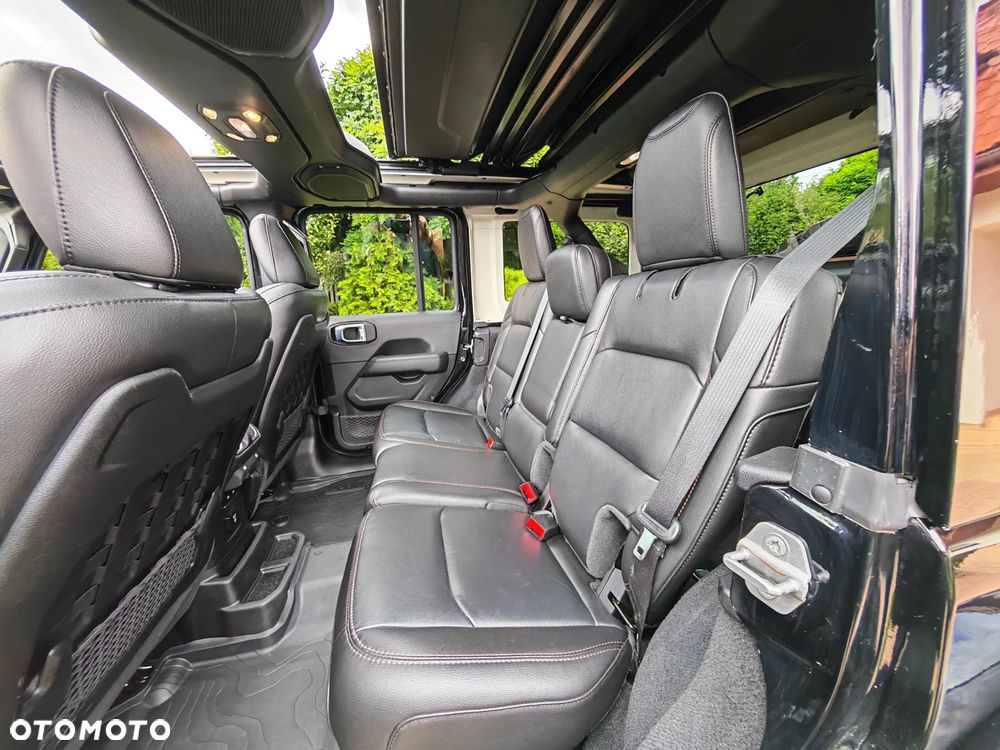 Jeep Wrangler - 20
