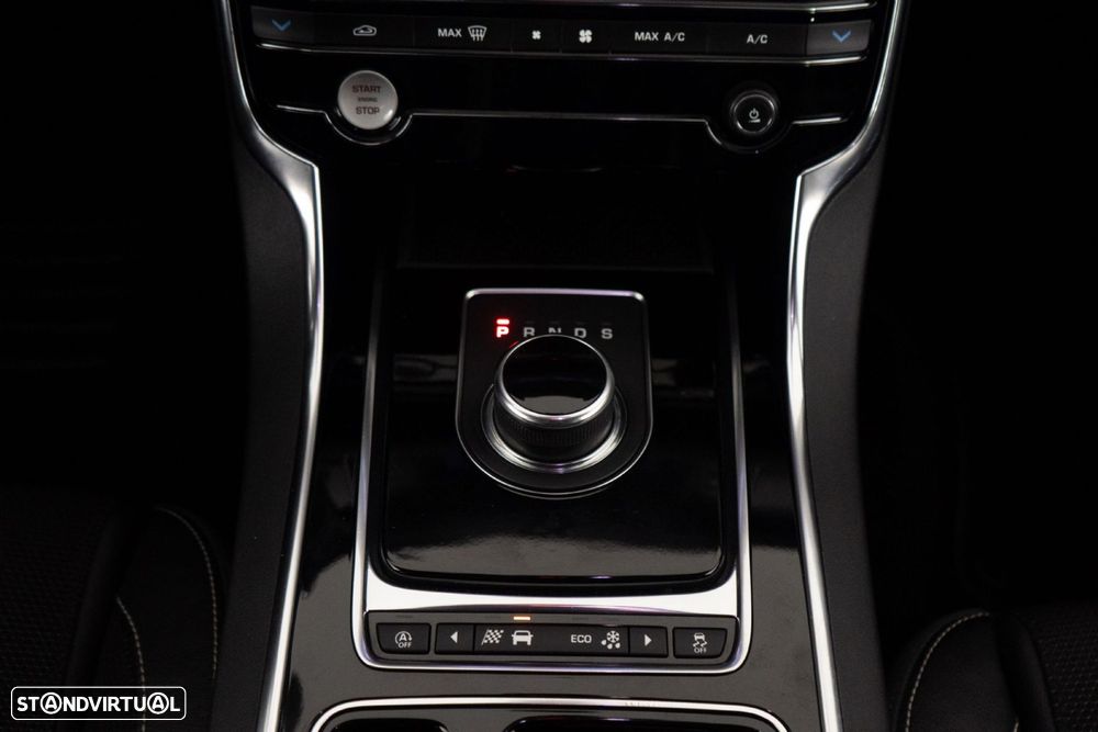 Jaguar XF Sportbrake 2.0 D R-Sport Aut. - 25