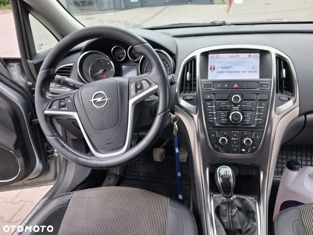 Opel Astra - 4