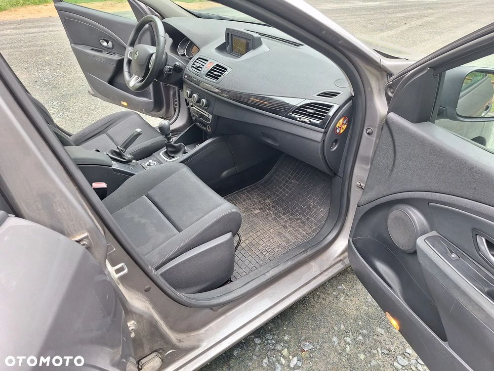 Renault Megane 1.9 dCi Dynamique - 5