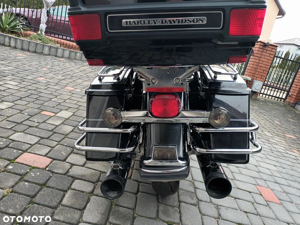 Harley-Davidson FLHTCU Ultra - 6