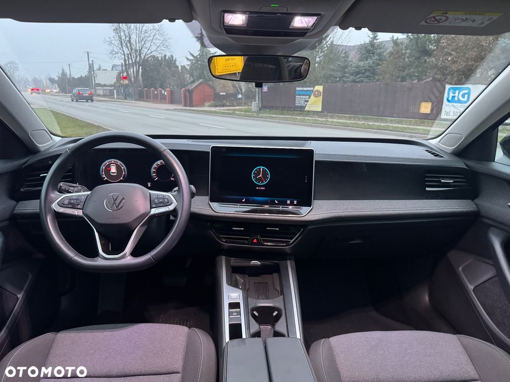 Volkswagen Passat - 29