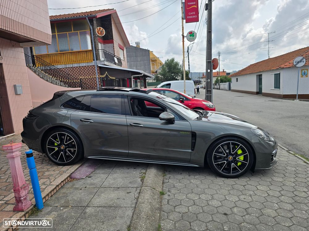 Porsche Panamera 4S E-Hybrid - 4
