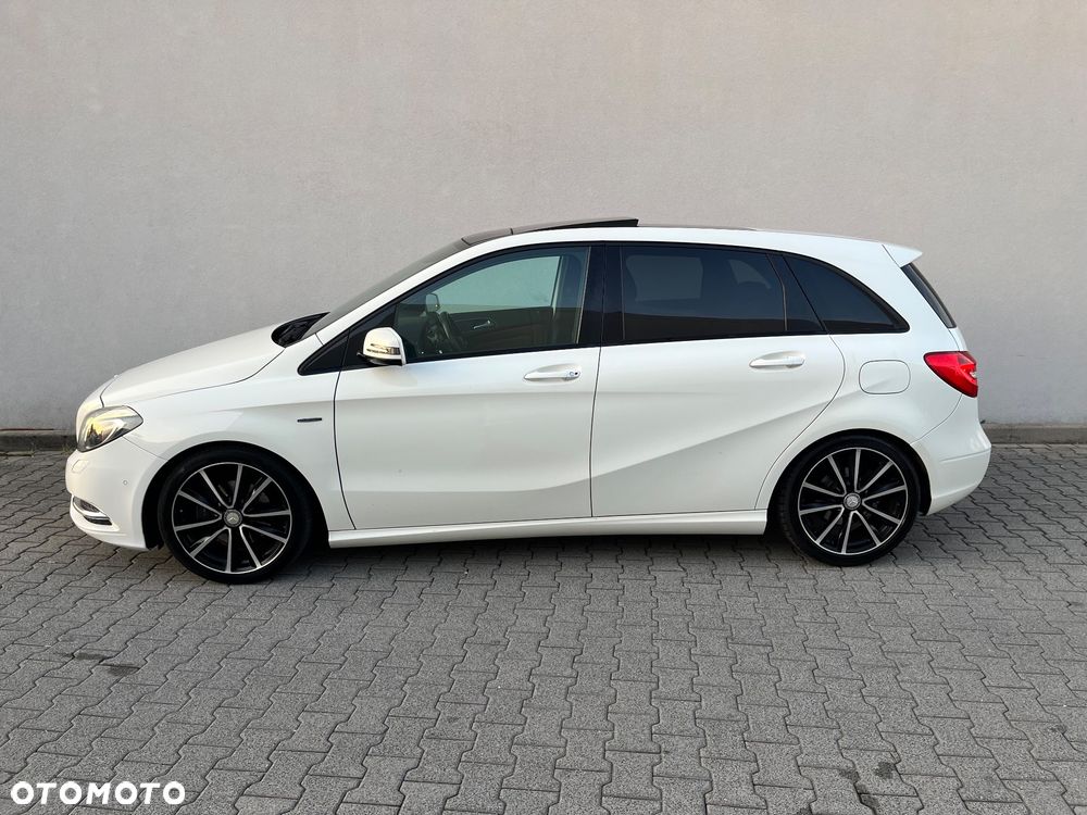 Mercedes-Benz Klasa B 200 CDI - 14