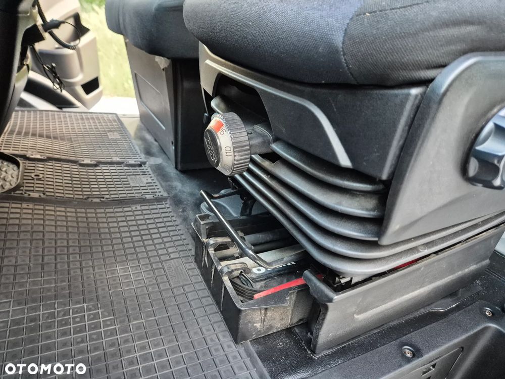 Iveco Daily HI MATIC 7-180 - 18