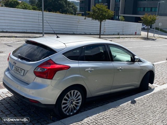 Ford Focus 1.0 SCTi Titanium - 2