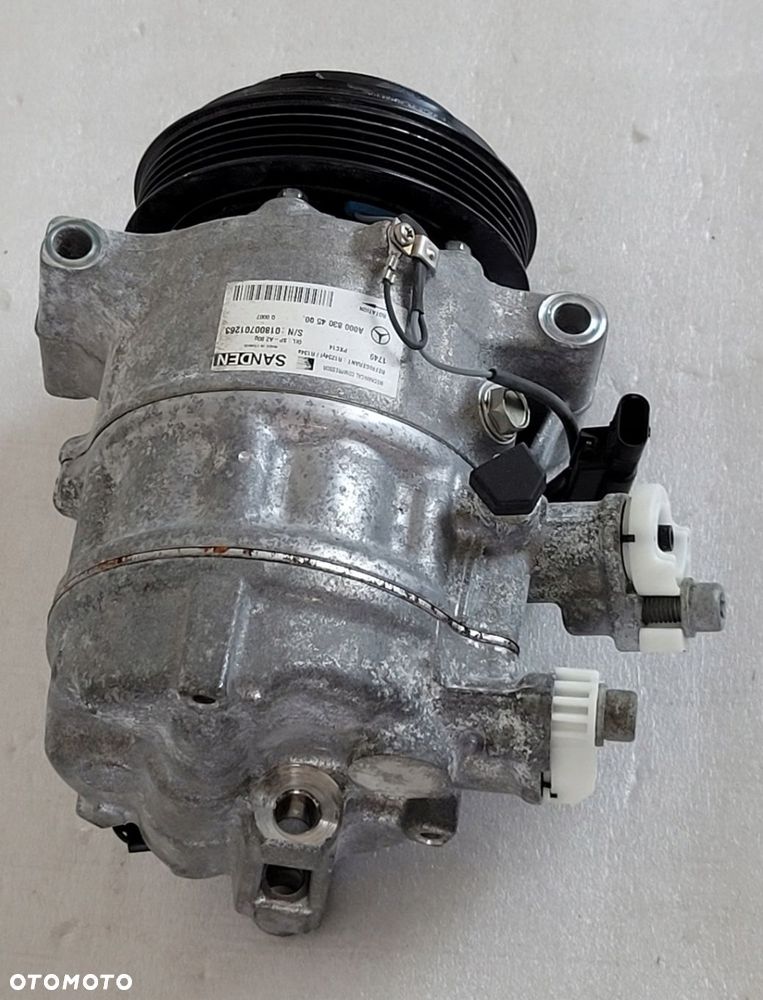 SPRĘŻARKA KLIMATYZACJI MERCEDES E-KLASA W213 W253 - 2