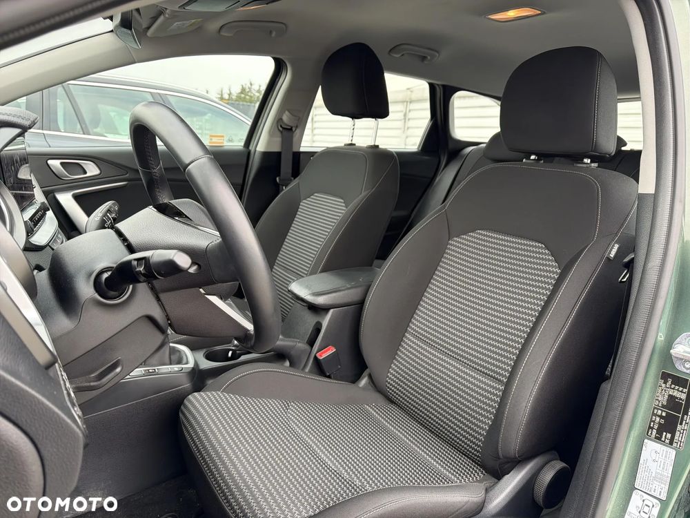 Kia Ceed 1.5 T-GDI M - 13