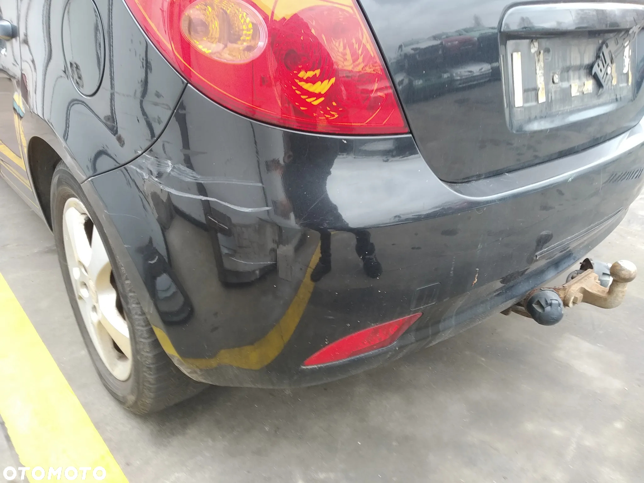 KIA CEED I 1.6 CRDI 06 - 09 - DRZWI PRZÓD TYL LEWE PRAWE UK 1K - 18