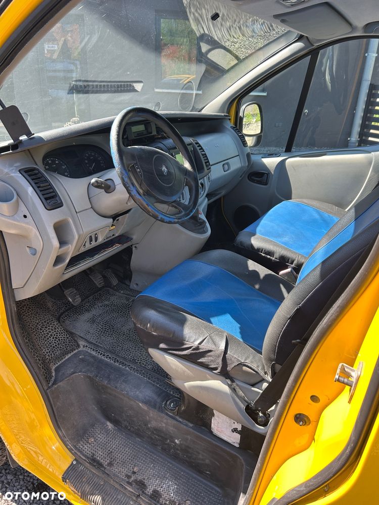 Renault Trafic - 9