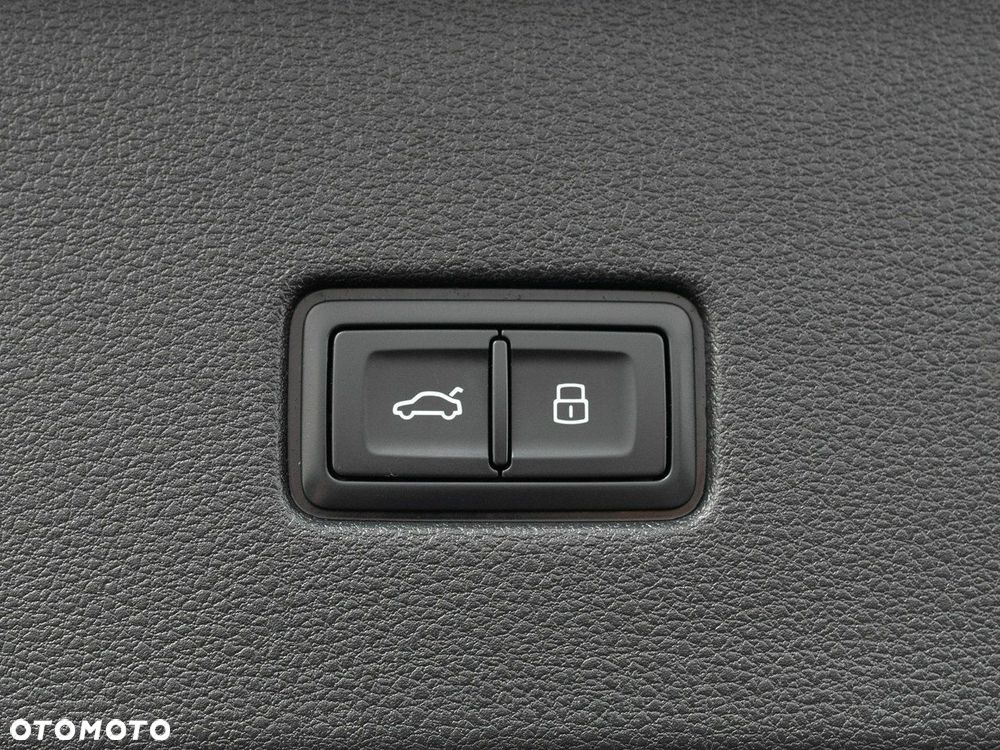 Audi Q8 50 TDI mHEV Quattro Tiptronic - 26
